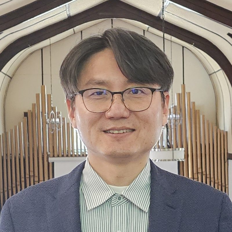 노상윤목사(사진)